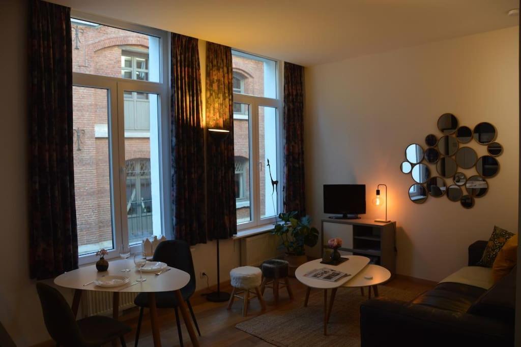 Hippe Studio In Historisch Gebouw In Oude Centrum Antwerpia Zewnętrze zdjęcie